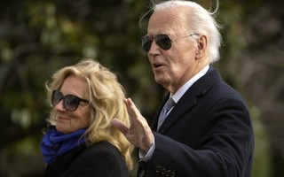 Tổng thống Mỹ Biden và phu nhân được nhiều nước tặng quà đắt tiền