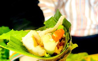 Món gỏi toàn lá 'gây nghiện' ở Kon Tum