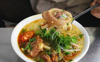 Cách nấu bún chân giò ngon chuẩn vị tại nhà