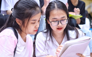 Sự khác biệt giữa "học đại học" và "không học đại học" là gì? 5 GÓC NHÌN phũ phàng gây tranh cãi nảy lửa