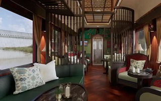 Soi toa tàu hạng sang "Hoa Phượng Đỏ" đang gây sốt: Ghế ngồi sofa, wifi miễn phí, quầy bar với nhạc công