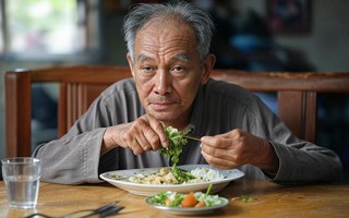 3 tháng theo trend "no carb", người đàn ông có tiền sử tiểu đường nhận kết quả sốc: Đâu phải cứ bỏ cơm là hạ đường huyết?