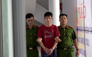 Đánh bạc trên mạng thua, nam thanh niên giết đồng nghiệp rồi cướp vàng