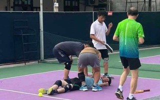 Người đàn ông gục xuống sân, tử vong khi đang chơi pickleball