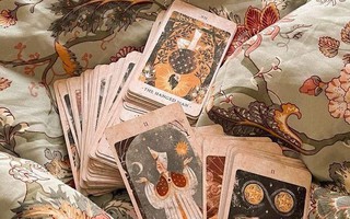 Chọn 1 lá bài Tarot để biết: 3 tháng tới công việc của bạn có gì mới?