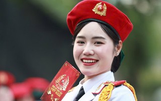 Cận nhan sắc nữ chiến sĩ trong Lễ diễu binh, diễu hành 30/4