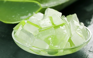 Việt Nam có 1 loại lá nhơn nhớt giúp chống rụng tóc, kích thích mọc tóc con, biết tận dụng còn trị được nhiều bệnh mãn tính
