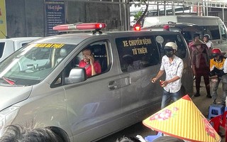 Ngồi chờ con ở bến xe, người phụ nữ gục chết trên ghế