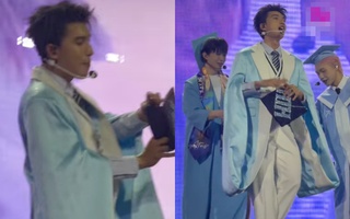 Viral nhất Concert Anh trai say Hi: Hieuthuhai gặp sự cố nhỏ, Anh Tú Atus hành xử thế nào mà gây nức lòng?