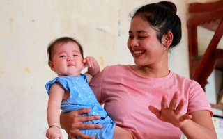 Điều kỳ diệu đến với đôi vợ chồng người dân tộc thiểu số hiếm muộn