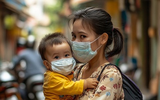 Covid-19 đang có dấu hiệu tăng trở lại, cha mẹ lo mất kỳ nghỉ hè của con