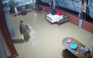 Hà Tĩnh đón mưa dữ dội, bất thường