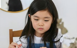 Nếu con bạn có 3 biểu hiện này thì ĐỪNG NGHI NGỜ gì nữa: Đó rõ ràng là 1 đứa trẻ THÔNG MINH