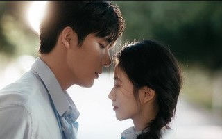 Phim ngôn tình Trung Quốc hay nhất hiện tại: Cặp chính bùng nổ visual, chemistry cuốn đến từng giây