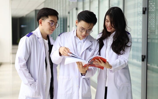 Các trường Y Dược top đầu tuyển sinh không có môn Hoá, Sinh