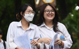 Giỏi tiếng Anh, nữ giới nên chọn ngành học gì để lương cao?