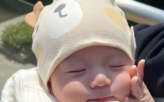 “Trộm vía con dễ nuôi lắm!” – 7 dấu hiệu mẹ có một em bé ngoan cực phẩm