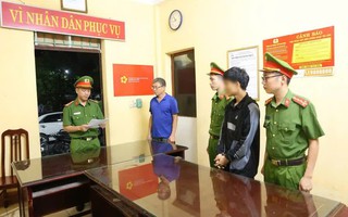 Tạm giữ hình sự người đàn ông hành hung nhân viên y tế khi đang cấp cứu cho bố