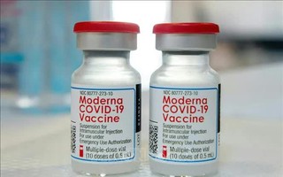 FDA phê duyệt vaccine COVID-19 thế hệ mới cho người cao tuổi