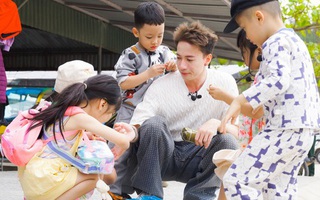 S.T Sơn Thạch lần đầu làm bố: Vào bếp nấu ăn cho 10 người, từng bị trẻ con né tránh vì là "người lạ"