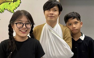 NS Nguyễn Văn Chung - hot dad kiêm cây hài mới nổi dắt 2 con đi học lớp sơ cấp cứu: Dân tình đang khen dở tay thì ông bố này đã tấu hề ngay được