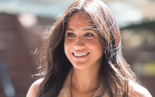 Instagram của Meghan gây bão với 3,7 triệu người theo dõi sau video nhảy múa trong phòng chờ sinh