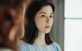 Tôi phá két sắt mẹ chồng để lấy hộ khẩu và phát hiện bí mật hủy hoại cả tuổi thơ chồng