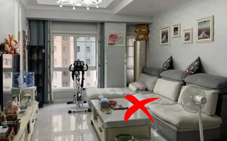 Nhà nhỏ "cố đấm ăn xôi" mua 4 món nội thất này: Chật chội chướng mắt!