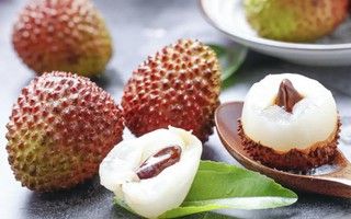 Ăn vải theo những cách này sẽ không lo nóng trong người