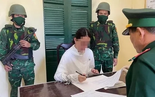 [CLIP] Chặn bắt xe Mercedes của nữ chủ tiệm spa nổi tiếng, thu giữ nhiều ma tuý