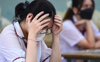Sĩ tử sốc khi ĐH Khoa học Xã hội và Nhân văn bỏ khối C vào phút chót