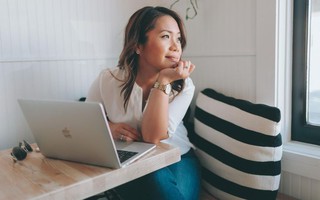 Không có nổi 10 triệu khi chồng nhập viện: Bài học tài chính buộc tôi phải lập ngay quỹ khẩn cấp