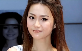 Mỹ nhân Hong Kong chỉ nặng 22 kg