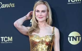 Không chỉ sở hữu làn da đẹp hơn cả BLACKPINK, Nicole Kidman còn có vóc dáng đáng ngưỡng mộ ở tuổi 57 nhờ loạt thói quen đáng học hỏi