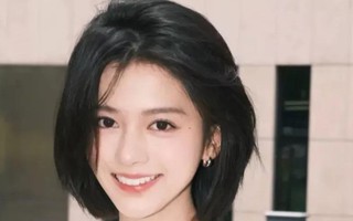 4 kiểu tóc ngắn thần thái thời thượng của năm 2025 cho phụ nữ trung niên