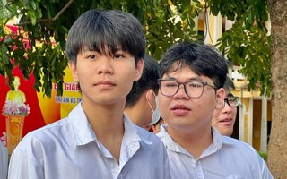 Điểm Toán giảm mạnh, Vật lý dễ 'bất thường' , tổ hợp B00, A00 sẽ giảm