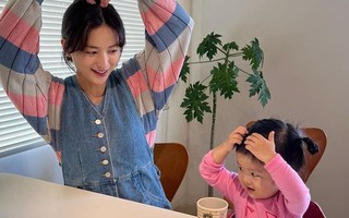 "Đừng đem đồ cũ của con mình tặng người khác nữa": Khi lòng tốt trở thành sự coi thường, phụ huynh EQ thấp chú ý!