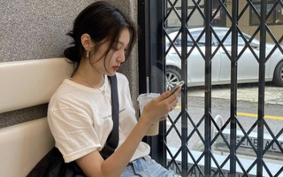 Tình hình bất ổn của gia đình 5 người ở Hà Nội: Thu nhập 25 triệu, nợ 500 triệu