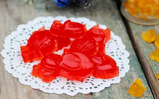 Mách bạn cách làm kẹo dẻo vị trái cây tự nhiên an toàn cho gia đình