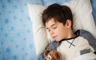 Giúp trẻ đi ngủ dễ dàng với 3 bài tập đơn giản