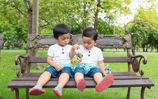 Lập “kế hoạch” để giúp con hết nhút nhát, dễ kết bạn