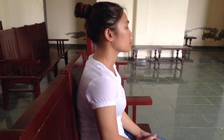 Thiếu phụ đối diện án tù vì làm sứt mặt bàn