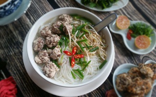 Làm bún mọc đơn giản mà tuyệt ngon cho bữa sáng