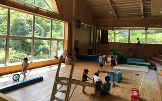 Ngôi trường mầm non mơ ước của mọi đứa trẻ: Bé nào thích chơi thì chơi, bé nào thích ngủ cứ ngủ