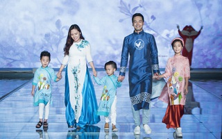Gia đình MC Phan Anh diện áo dài cách tân "kết màn" Tuần lễ thời trang Thiếu nhi 2017