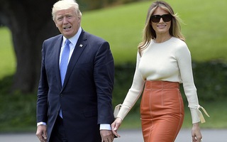 Mỗi lần đi công du với chồng là bà Trump lại mạnh tay sắm đồ hiệu từ đầu tới chân