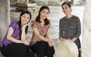 "Mẹ chồng" Lan Hương đẹp nền nã bên 2 chị em "Thúy Vân - Thúy Kiều"