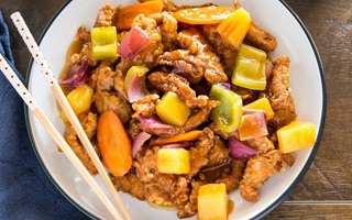 Nồi cơm "sạch banh" khi ăn với thịt sốt chua ngọt siêu ngon