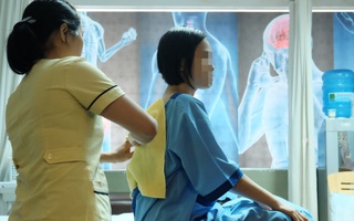 Cô gái 29 tuổi trải qua 12 năm vượt nhiều đau khổ để “tìm lại cơ thể” của chính mình