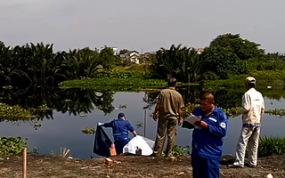 TP.HCM: Vớt lục bình, phát hiện thi thể bé trai khoảng 6 tuổi